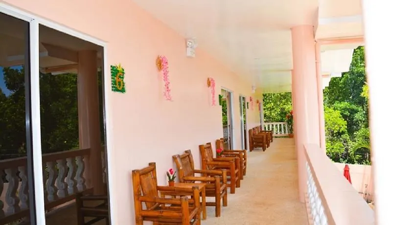 Conrada'S Place Hotel And Resort-1