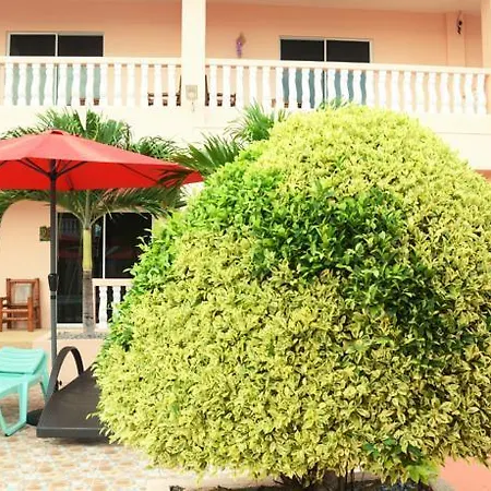 Conrada'S Place Hotel And Resort-3